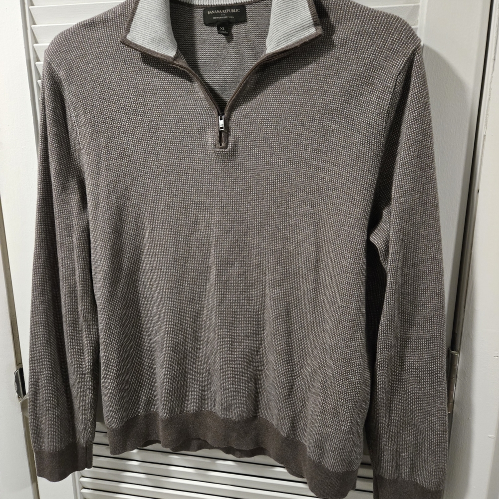 Banana Republic 1/4 Zip
